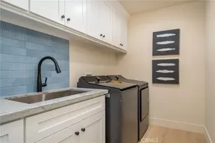 18611 Rocoso Pl, Tarzana, CA 91356 - Photo 31