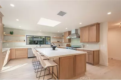 18611 Rocoso Place, Tarzana, CA 91356 - Photo 9