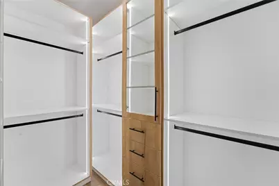 19510 Merridy, Northridge, CA 91324 - Photo 21