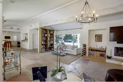 23130 Oxnard Street, Woodland Hills, CA 91367 - Photo 9