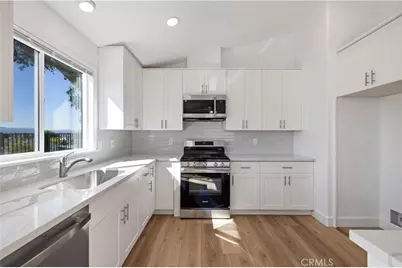 20066 Crestview, Canyon Country, CA 91351 - Photo 5