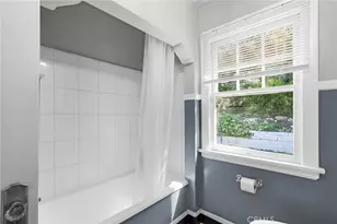 6920 Camrose Dr, Los Angeles, CA 90068 - Photo 15