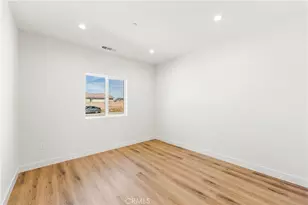 21860 Bancroft Dr, California City, CA 93505 - Photo 33