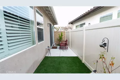 20544 Galloway, Canyon Country, CA 91350 - Photo 29