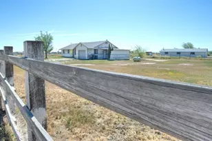 5902 Margaritha, Rosamond, CA 93560 - Photo 3