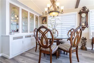 24303 Woolsey Canyon Rd, Canoga Park, CA 91304 - Photo 11