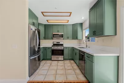 225 Cinnamon Oak Ave, Ventura, CA 93004 - Photo 13