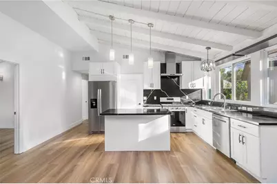 8341 Delco Avenue, Winnetka, CA 91306 - Photo 5