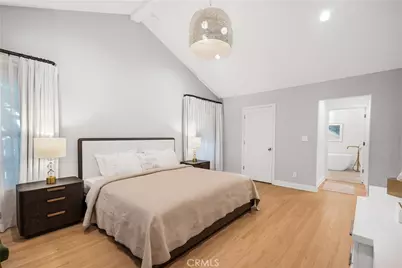 10455 Lindbrook Drive, Los Angeles, CA 90024 - Photo 25