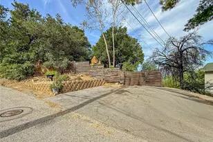 1059 Alta Vista, Simi Valley, CA 93063 - Photo 27