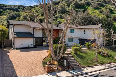 3831 Saint Johnswood Drive, Woodland Hills, CA 91364 - Photo 31