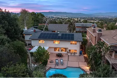 3831 Saint Johnswood Drive, Woodland Hills, CA 91364 - Photo 3