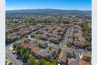 24743 Montevista, Valencia, CA 91354 - Photo 29