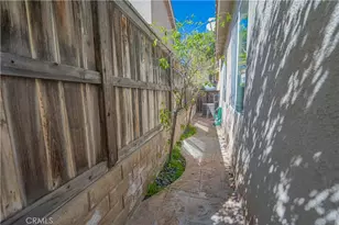 24743 Montevista, Valencia, CA 91354 - Photo 27
