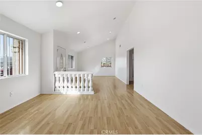 10744 Radwin Avenue, Sunland, CA 91040 - Photo 3