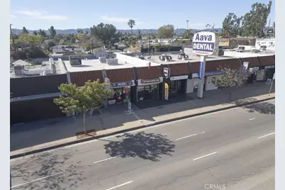 12816 Victory Boulevard, Los Angeles, CA 91606 - Photo 11