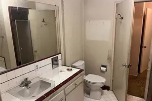 6842 Chisholm, Van Nuys, CA 91406 - Photo 9