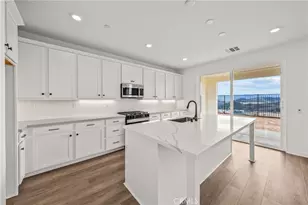 28908 Saddle Cir, Castaic, CA 91384 - Photo 5