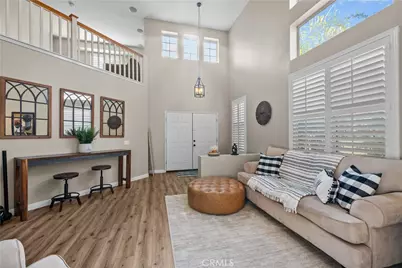 27687 Ron Ridge, Saugus, CA 91350 - Photo 5