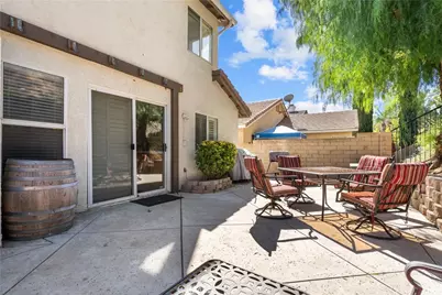 27687 Ron Ridge, Saugus, CA 91350 - Photo 49