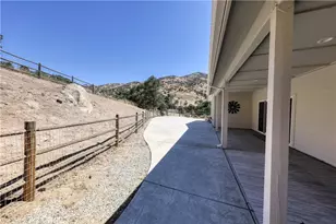 25904 Bear Valley, Tehachapi, CA 93561 - Photo 51