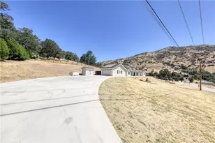 25904 Bear Valley, Tehachapi, CA 93561 - Photo 5