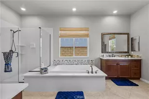 22385 Copper Mountain Ct, Saugus, CA 91350 - Photo 31