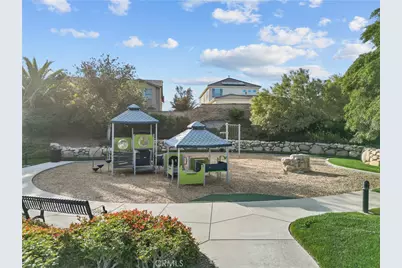 22385 Copper Mountain Court, Saugus, CA 91350 - Photo 71