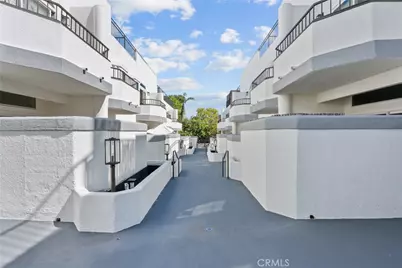 5010 Cahuenga Boulevard #107, North Hollywood, CA 91601 - Photo 3