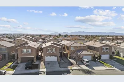 14323 Moon Valley Street, Victorville, CA 92394 - Photo 37