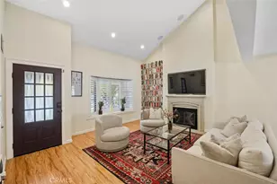 21961 Peppercorn, Saugus, CA 91350 - Photo 7