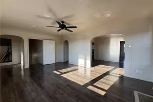 5116 S Budlong Ave, Los Angeles, CA 90037 - Photo 5