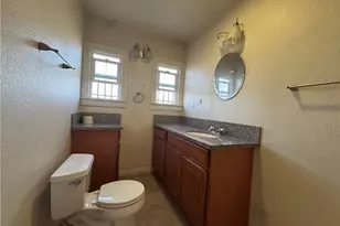5116 S Budlong Ave, Los Angeles, CA 90037 - Photo 13