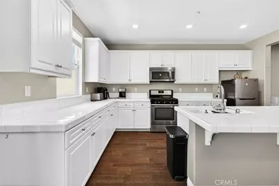 4758 Casillas Way, Fontana, CA 92336 - Photo 9