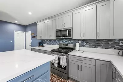 10588 Peach Avenue, California City, CA 93505 - Photo 25