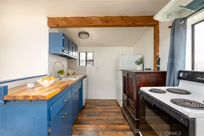 43677 Trail M, Lake Hughes, CA 93532 - Photo 3