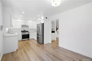 9000 Vanalden, Northridge, CA 91324 - Photo 9