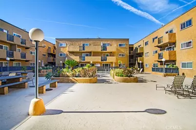 355 S Madison Avenue #310, Pasadena, CA 91101 - Photo 17