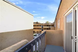 355 S Madison Ave, Pasadena, CA 91101 - Photo 11