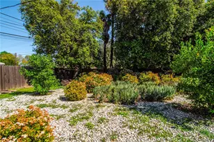 23001 Vanowen St, West Hills, CA 91307 - Photo 23