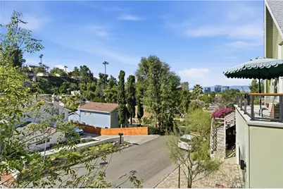 5244 Baza Avenue, Woodland Hills, CA 91364 - Photo 23