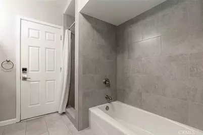 9620 Wheatland Avenue, Shadow Hills, CA 91040 - Photo 37