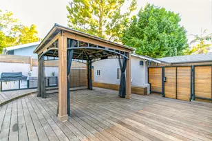 9620 Wheatland Ave, Shadow Hills, CA 91040 - Photo 43