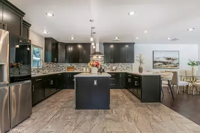 9620 Wheatland Avenue, Shadow Hills, CA 91040 - Photo 23