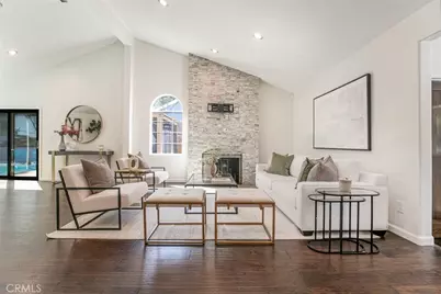 9620 Wheatland Avenue, Shadow Hills, CA 91040 - Photo 11