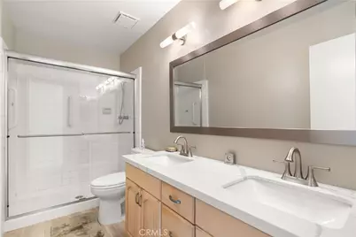 18319 Collins #7, Tarzana, CA 91356 - Photo 15