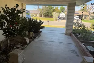 2616 Cheshire, Bakersfield, CA 93309 - Photo 3