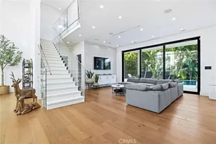 17917 Valley Vista Blvd, Encino, CA 91316 - Photo 7