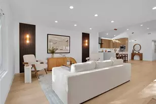 24100 Philiprimm St, Woodland Hills, CA 91367 - Photo 13