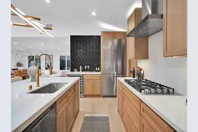 24100 Philiprimm Street, Woodland Hills, CA 91367 - Photo 11